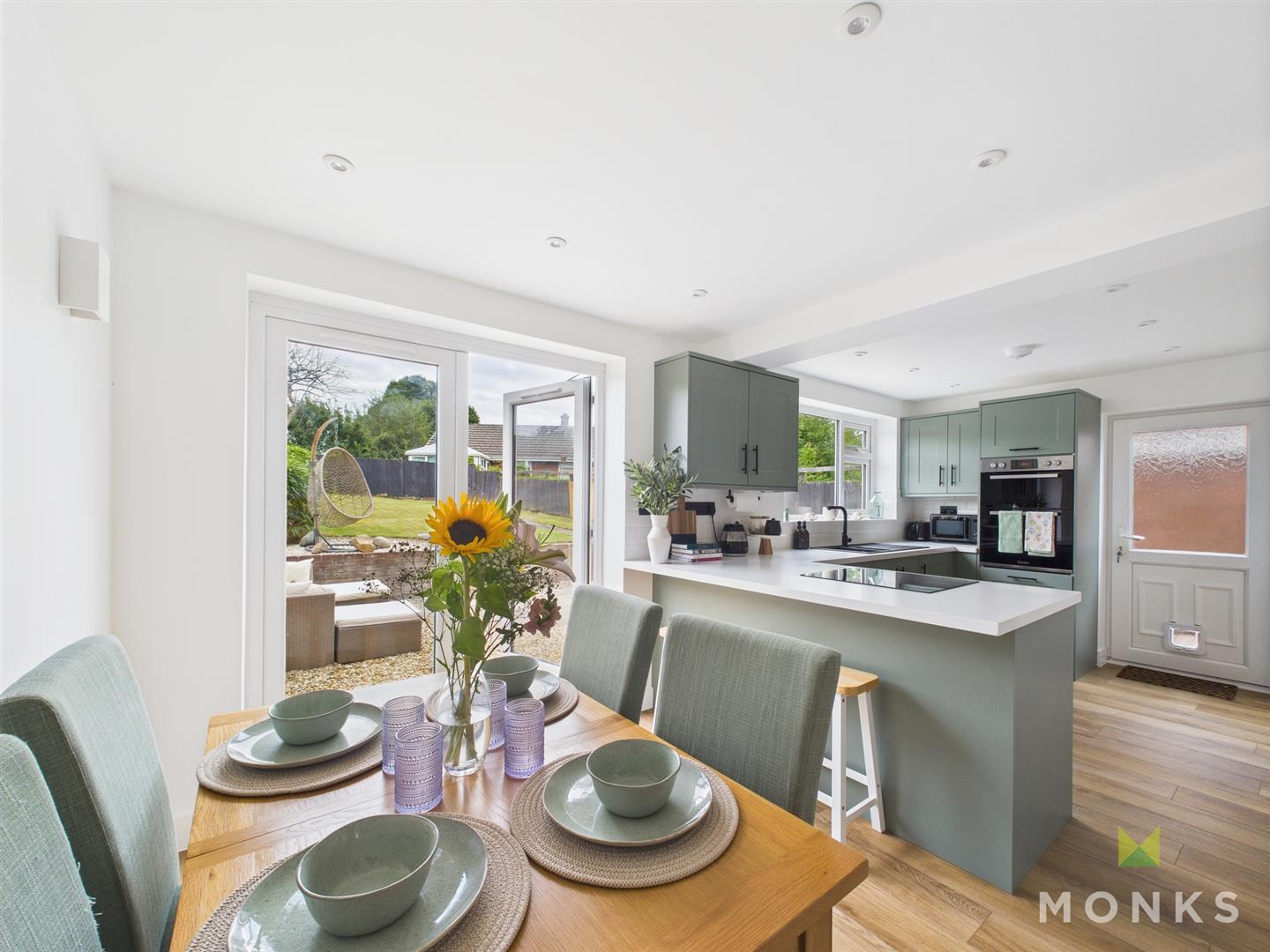 8 Brook Road, Shrewsbury, SY4 3PU SSTC